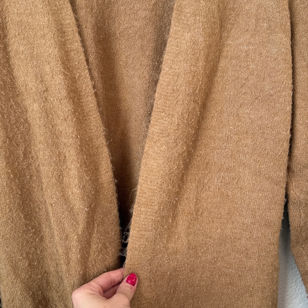 Old Navy Cardigan Fuzzy Tan Brown size Small - Picture 9 of 11